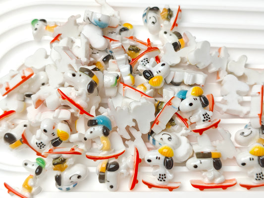 TT0600-50 Pieces Snoopy patches